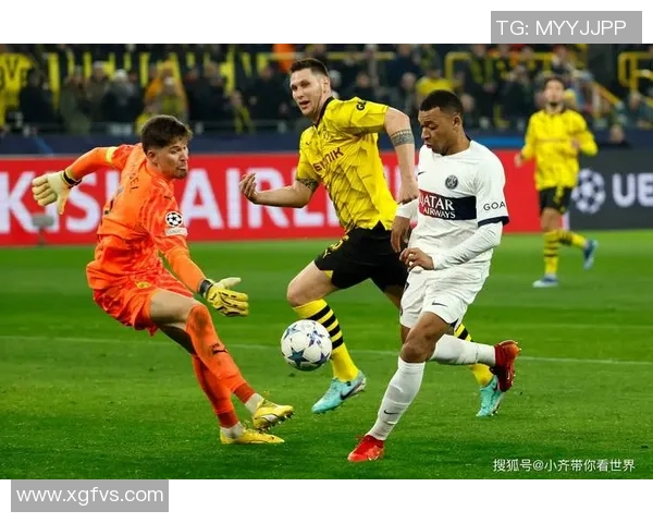 欧冠激战：多特蒙德狂胜巴黎圣日耳曼5-1补时进球点燃全场激情