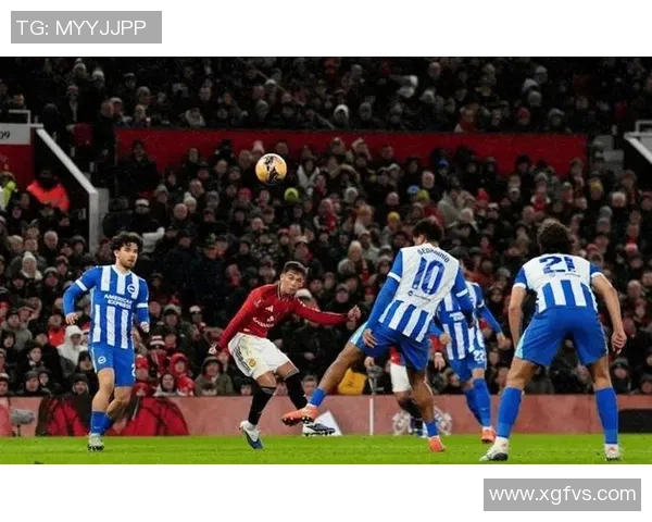 德甲激战：拜仁狂胜皇马6比2神奇扑救点燃全场激情