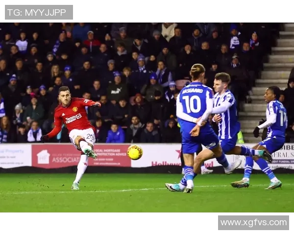 足总杯激战波尔图与曼联战成平局神扑时刻引发全场热烈反响