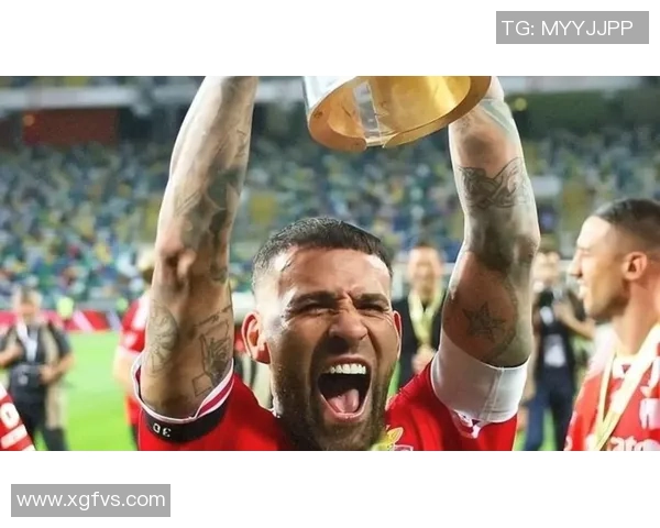 本菲卡逆转多特蒙德补时绝杀引发争议判罚全场沸腾