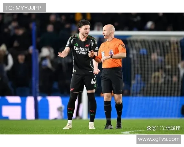 足总杯激战:拜仁逆转阿森纳乌龙球引发争议判罚全场沸腾 足总杯激战:拜仁逆转阿森纳乌龙球引发争议判罚全场沸腾