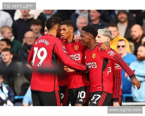 英超激战曼联与拜仁握手言和补时进球引发全场狂欢战术分析揭秘 英超激战曼联与拜仁握手言和补时进球引发全场狂欢战术分析揭秘