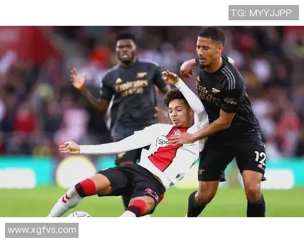 英超激战尤文图斯逆转AC米兰绝杀引发争议判罚全场沸腾 英超激战尤文图斯逆转AC米兰绝杀引发争议判罚全场沸腾