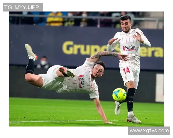 欧联杯精彩对决尤文图斯凭神扑战胜皇马全场沸腾